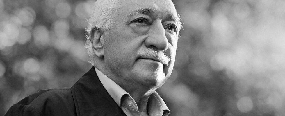 Fethullah Gülen, prédicateur turc, est décédé en exil aux États-Unis