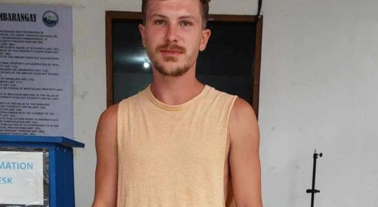 Des agents du FBI mobilisés pour retrouver le YouTubeur Elliot Eastman, porté disparu après une attaque aux Philippines.