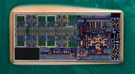 Analyse approfondie du processeur Core Ultra 9 285K : Images révélatrices d'Arrow Lake en 3nm face à Raptor Lake en 10nm