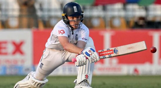 L'Angleterre doit rester calme après sa défaite face au Pakistan lors du deuxième test, mais les performances inconstantes d'Ollie Pope suscitent des inquiétudes, selon NASSER HUSSAIN.