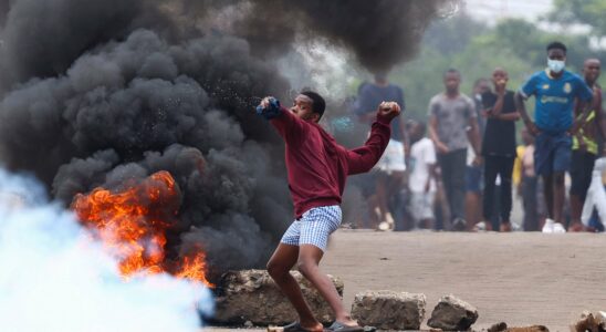 Mozambique: Forces de l'ordre mettent fin à un rassemblement de l'opposition suite à des élections controversées