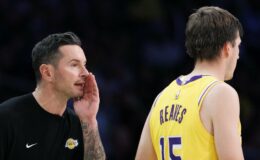 La vedette des Lakers s’illumine grâce à un message de son coach avant de réaliser 26 points face aux Suns