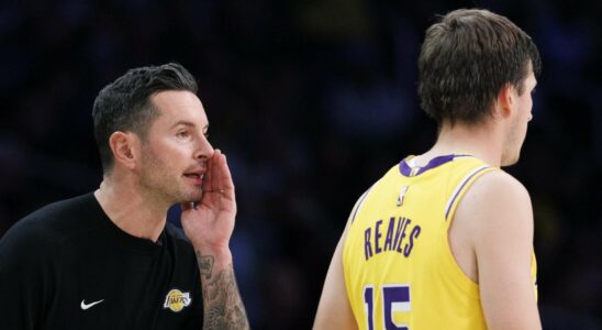 La vedette des Lakers s’illumine grâce à un message de son coach avant de réaliser 26 points face aux Suns