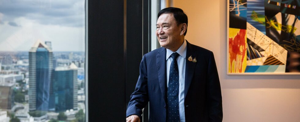 Thaksin Shinawatra : un pacte infernal ? À la rencontre de celui qui orchestre la Thaïlande dans l'ombre.