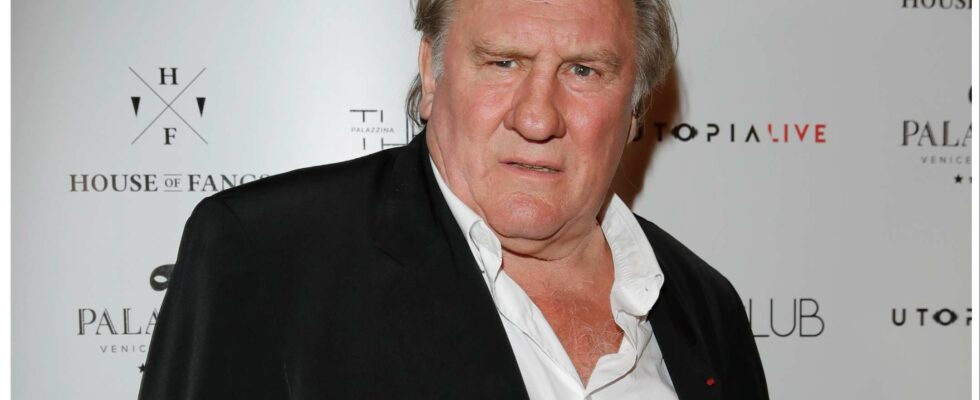 Gérard Depardieu sollicite un ajournement de son procès pour des motifs de santé, d'après les dires de son avocat.