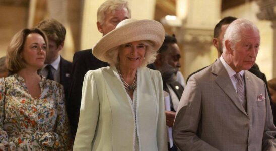 Le roi Charles exprime sa profonde gratitude envers la reine Camilla pendant leur tournée en Australie et aux Samoa