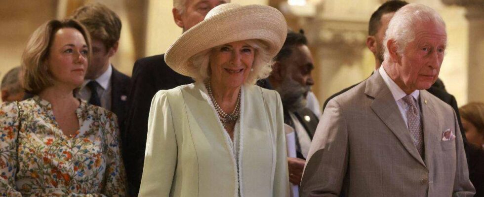 Le roi Charles exprime sa profonde gratitude envers la reine Camilla pendant leur tournée en Australie et aux Samoa