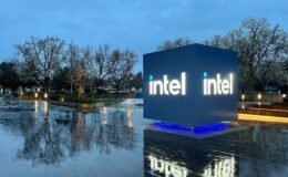 Intel's Q3 Results: $16.6 Billion Loss with $13.3 Billion in Revenue Perte d'Intel au T3 : 16,6 milliards de dollars avec 13,3 milliards de revenus