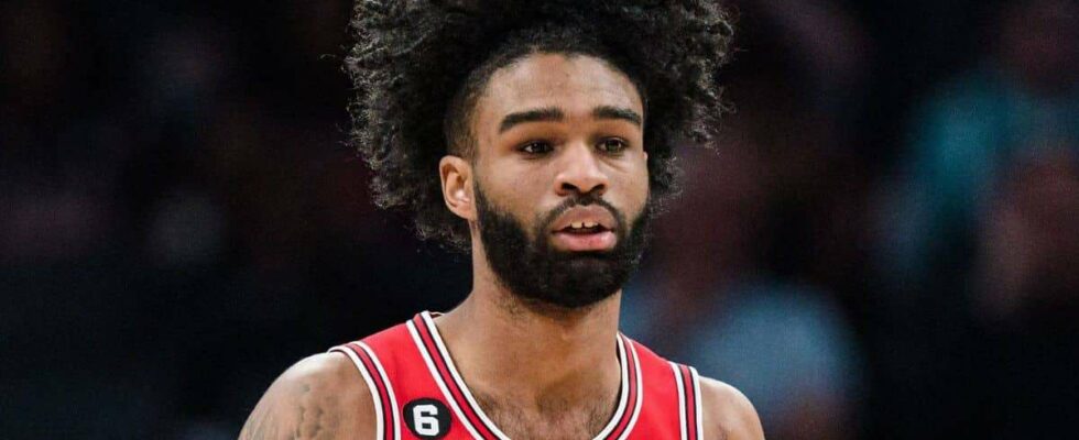 Coby White's 35 Points Lead Bulls to Victory Over Bucks in NBA Clash | NBA: Coby White brille avec 35 points alors que les Bulls battent les Bucks