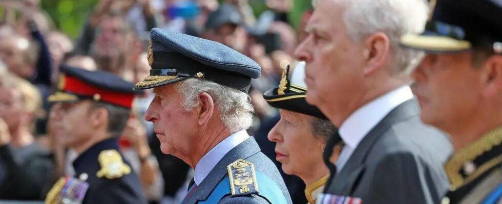 Le prince Andrew se sent dépossédé alors que son conflit avec le roi Charles s'intensifie.