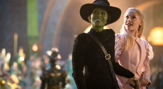 Cynthia Erivo et Ariana Grande évoquent leur amitié, l'enthousiasme de Jon M. Chu et le moment clé du film 'Wicked'