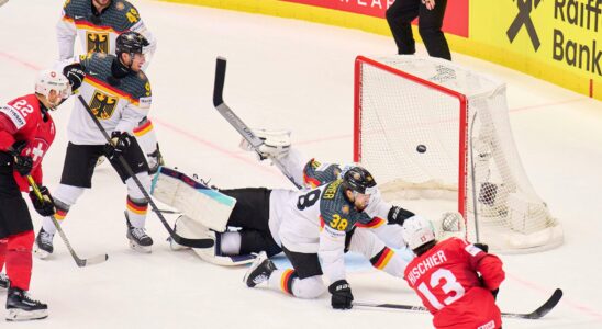 Titre : Crise au hockey sur glace suisse : Stefan Schärer, le président de la fédération, perd son influence.