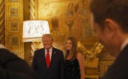 Titre : La petite-fille de Trump, Kai, 17 ans, dévoile le luxe du complexe Mar-a-Lago avec un aperçu exclusif : succès d'Abba 'Money', décor en or et marbre, et mur de téléviseurs.