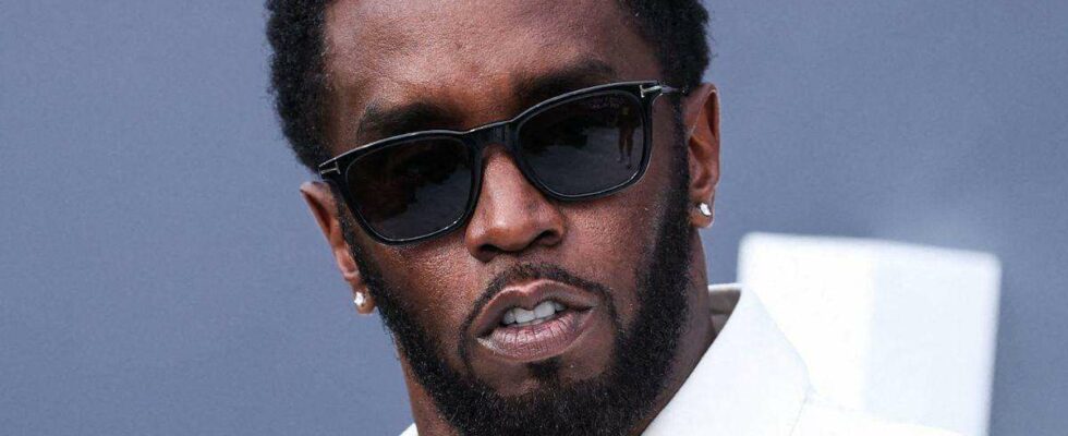 Titre : Les avocats de Diddy révèlent que les autorités ont fouillé sa cellule et collecté des preuves essentielles pour le procès, tandis que l'avocat des victimes présumées fait face à des accusations d'extorsion contre le rappeur controversé.