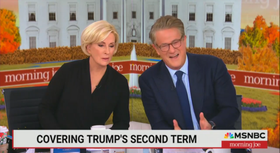 Joe Scarborough justifie sa rencontre avec Trump et critique le fossé entre les réseaux sociaux et la réalité des téléspectateurs.