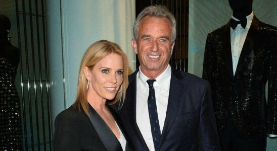 Cheryl Hines exprime sa satisfaction quant à l'engagement politique de son mari Robert F. Kennedy Jr. auprès de Donald Trump