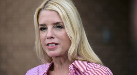 Pam Bondi, la fidèle alliée de Trump, sur le point de devenir ministre de la Justice