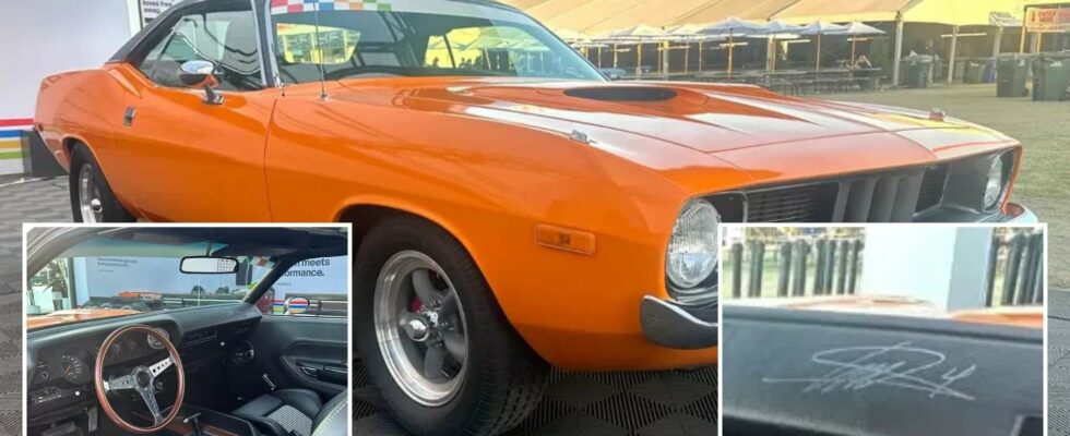 Une Plymouth Barracuda de 1973, autographiée par une légende de la F1, va être mise aux enchères à un prix record