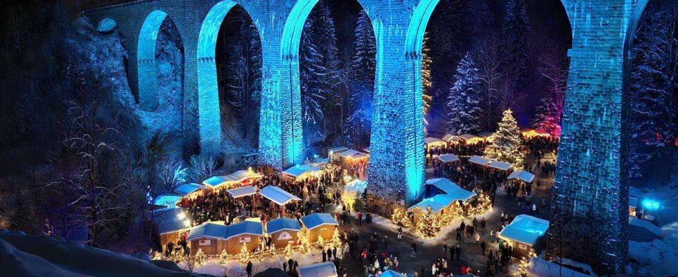 Ravennaschlucht en Forêt-Noire : Découvrez l'Enchantement du Marché de Noël