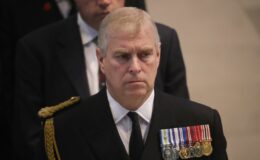 Le prince Andrew considère Beatrice et Eugenie comme son unique lien familial : elles espèrent qu'il assume ses responsabilités