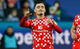 Mainz 05 triomphe à Kiel : Paul Nebel souligne l'importance de la concentration