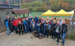 Aventure inoubliable en radeau sur l'Enns : Le FC 2000 à la conquête des eaux