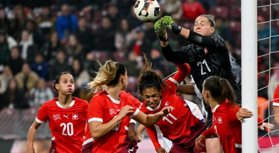 Nadine Angerer, légende du football féminin, interroge la culture de l'absence d'erreurs chez les gardiens de but