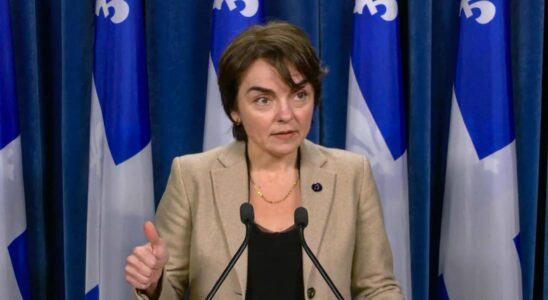 Titre : Déclaration de l'état d'urgence à Séoul : des heures de tension palpable