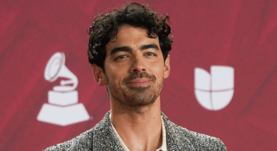 Joe Jonas exprime sa colère envers une grande star d'Hollywood ignorante aux Oscars : 'Un an sans réponse à mon message !'