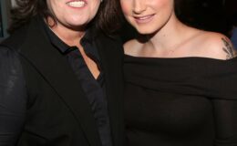 Rosie O'Donnell évoque ses souvenirs avec sa fille Chelsea après des incidents récents : un regard en arrière avant le début des épreuves