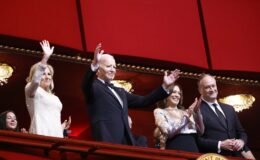 Les hommages du Kennedy Center à Francis Ford Coppola, The Grateful Dead et Bonnie Raitt, avec un au revoir à Joe Biden