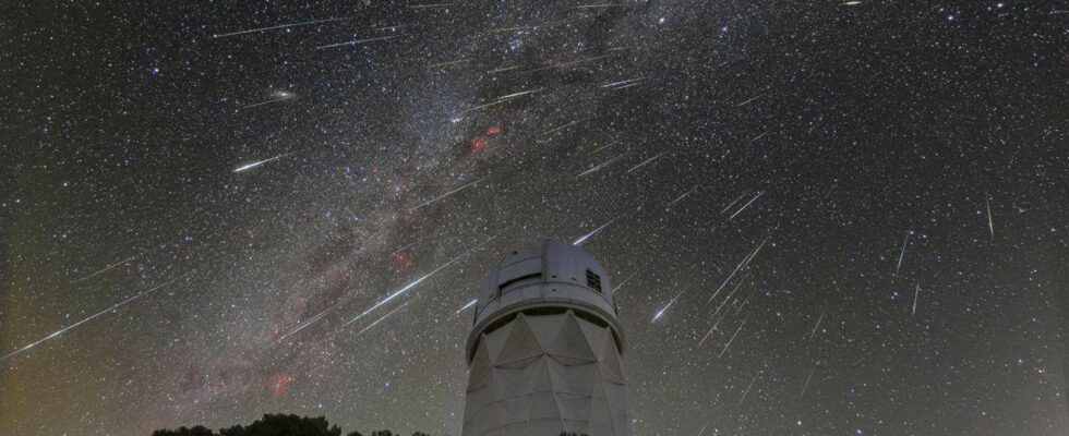 Phénomènes célestes de décembre : Pluie d'étoiles filantes et débris d'astéroïdes dans le ciel