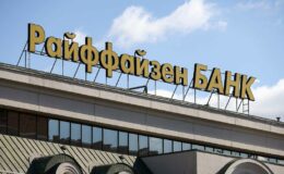 Raiffeisen Bank face à des défis financiers majeurs en raison du conflit avec la Russie