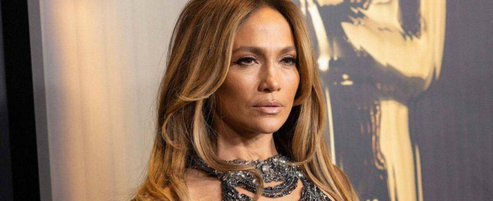 Jennifer Lopez : Retour sur sa plus difficile année entre divorce, annulation de tournée et autres défis