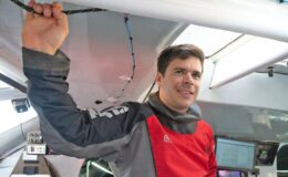 Simon franchit le Cap Horn lors du Vendée Globe, Herrmann se rapproche des poursuivants