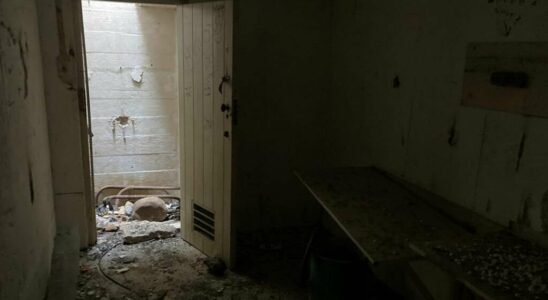 Découverte d'un bunker souterrain mystérieux, oublié depuis plus de 70 ans et dissimulé aux yeux du monde.