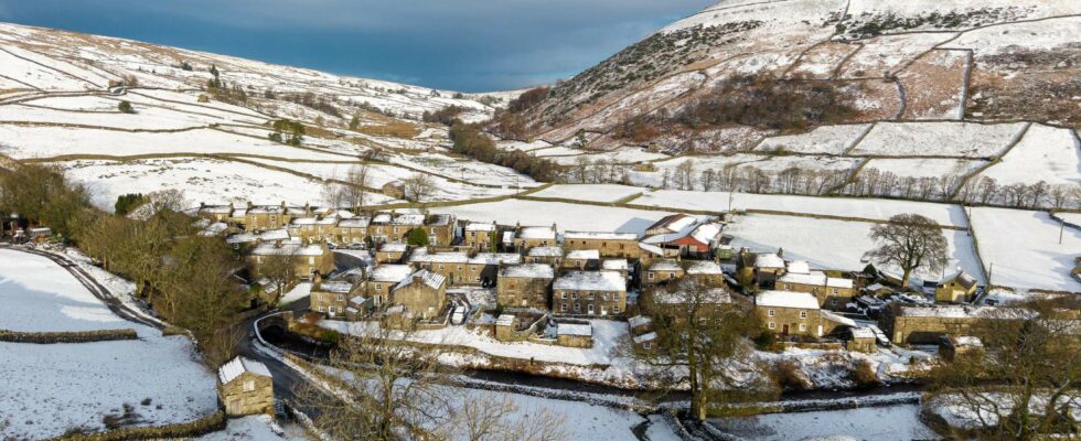 Prévisions pour le Nouvel An : Neige et températures jusqu'à -2°C dans certaines zones du Royaume-Uni, selon le Met Office – découvrez la carte des régions concernées.