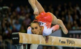 Titre : Les femmes et le scandale des abus : La débâcle de la gymnastique allemande - n-tv.de