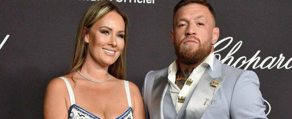 Évolution de la relation entre Conor McGregor et Dee Devlin : de la passion fulgurante aux accusations troublantes et au-delà.