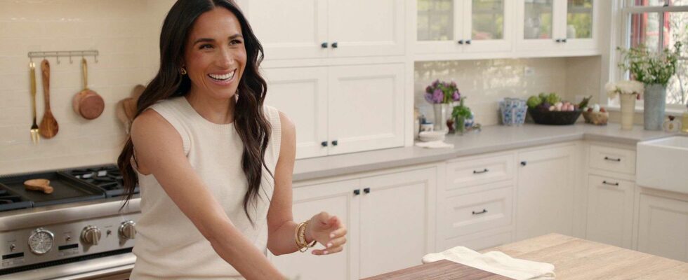 Meghan dévoile sa nouvelle émission culinaire sur Netflix avec des célébrités et la participation surprise d'Harry