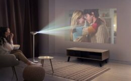 Découvrez le projecteur 3-en-1 innovant de LG : lampe d'ambiance et haut-parleur Bluetooth inclus.