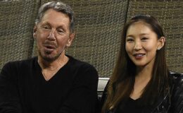 Larry Ellison et sa nouvelle épouse énigmatique : Découvrez le Numéro 5 chanceux