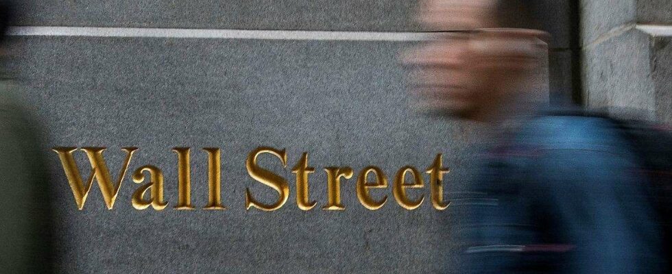 Wall Street sous pression : Les inquiétudes liées aux taux d'intérêt impactent le marché