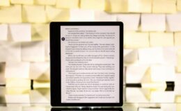 Économisez près de 200 $ sur un Kindle Scribe reconditionné par rapport au modèle neuf