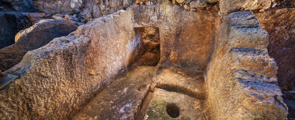 Découverte d'un sanctuaire vieux de 3 000 ans à Jérusalem : une preuve biblique révélée liée au grand-père de Jésus