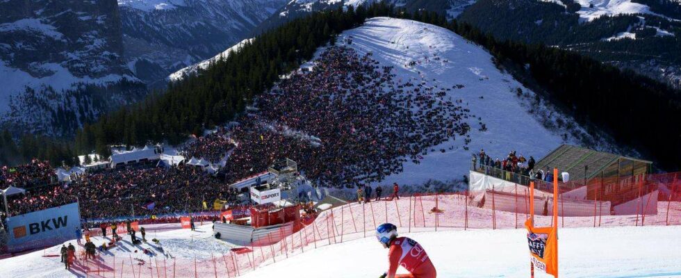 Wengen : Odermatt bat le record de piste et remporte la victoire au spectacle suisse