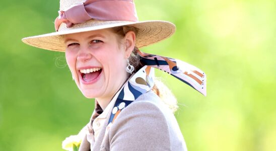 Exploration de la vie authentique de Lady Louise : de sa naissance à l'NHS, son emploi à la cantine et son refus du titre HRH