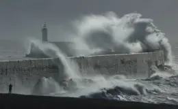 Une tempête Éowyn se profile : alertes météo pour presque tout le Royaume-Uni avec des vents atteignant 80 mph dans les jours à venir.