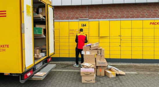 DHL ambitionne de multiplier par deux les casiers à colis, une alternative économique à la livraison par coursier