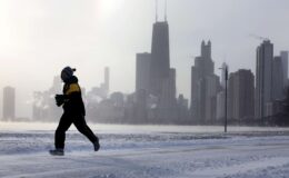 Titre : Les conditions hivernales extrêmes à Chicago : un tournant inattendu dans son histoire.